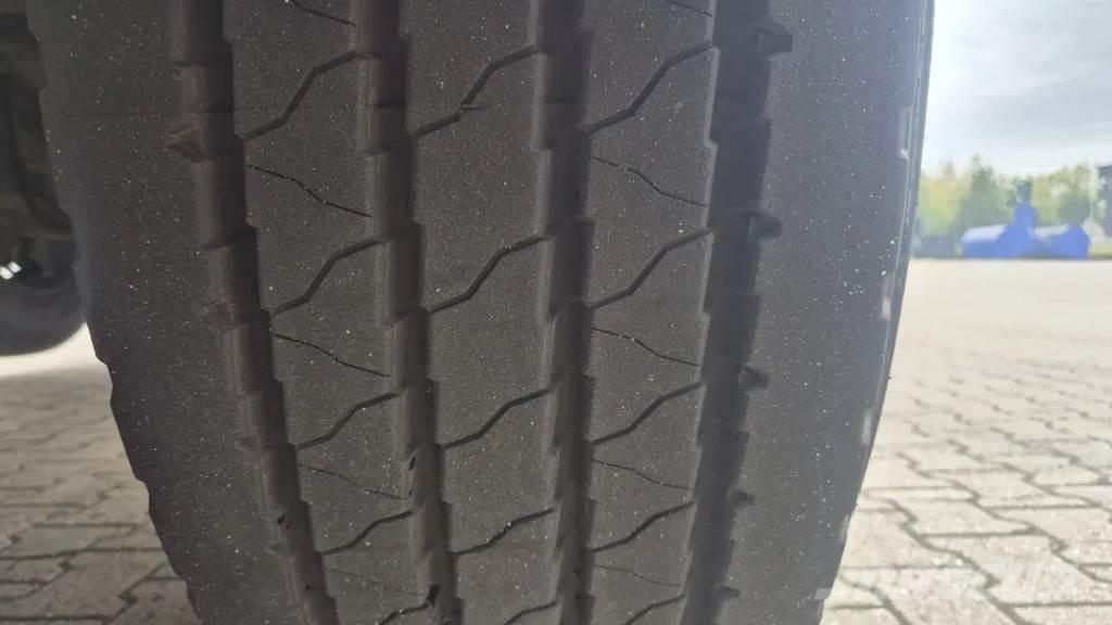 Floor FLO-18-30H2 Плоскоподови / Бордови полуремаркета
