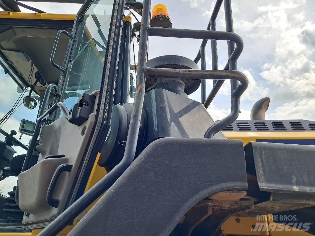 Komatsu WA480-8 Колесни товарачи