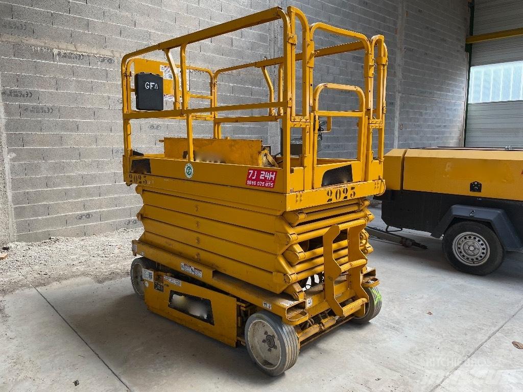 JLG 3246 ** A REPARER** Ножични работни платформи