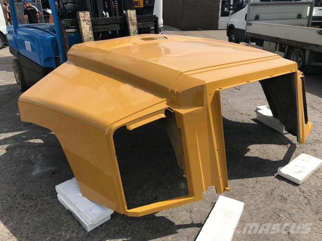 CAT 735 B Hood Шаси