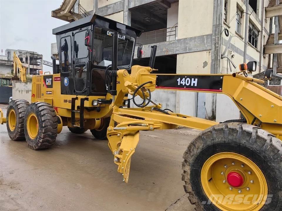 CAT 140H Грейдери