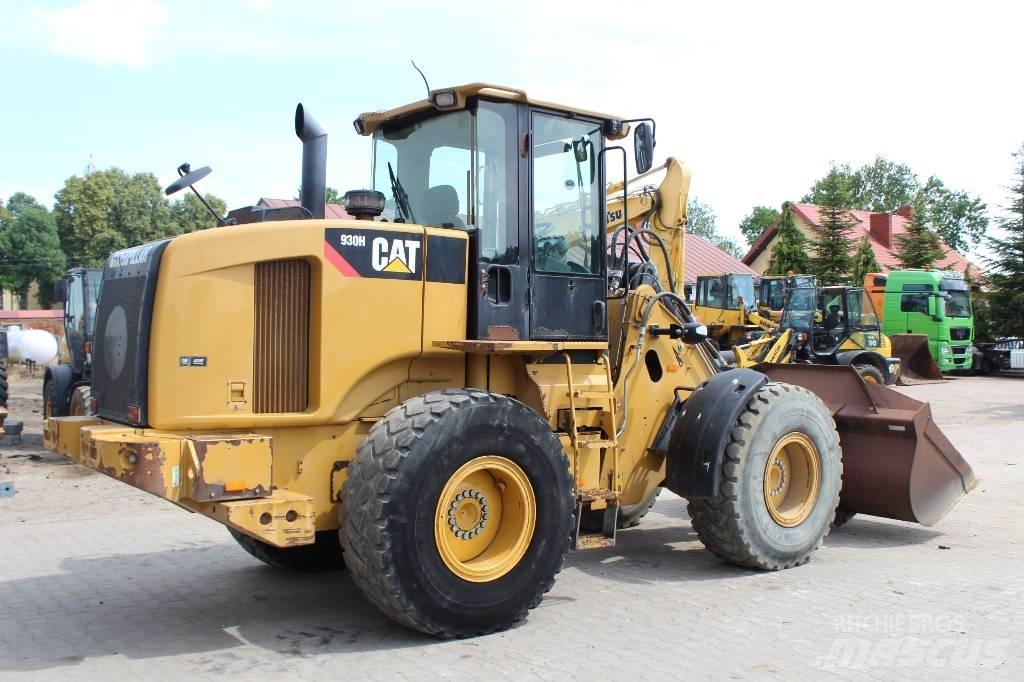 CAT 930 H Колесни товарачи