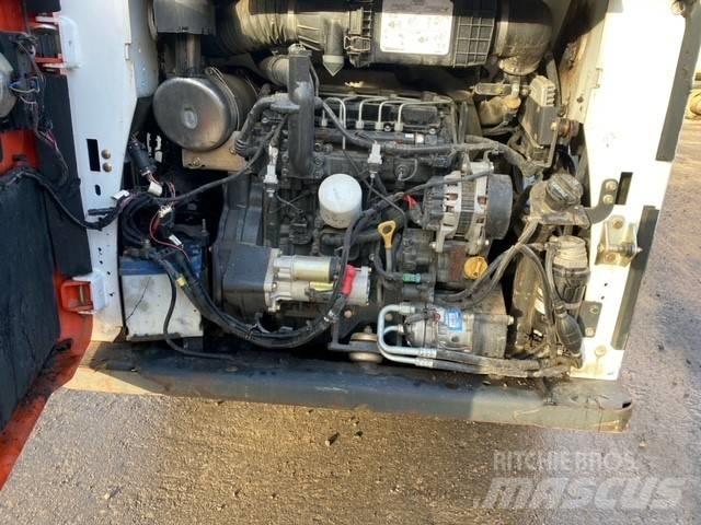 Bobcat S 590 Мини товарачи
