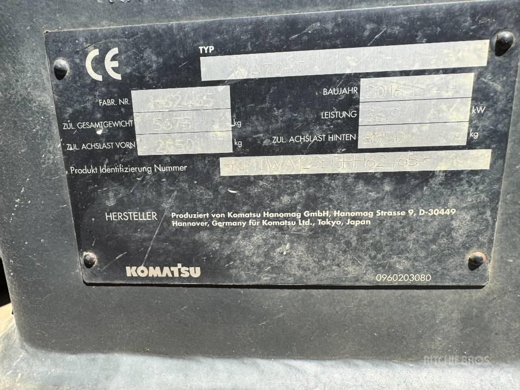 Komatsu WA70-7 Колесни товарачи