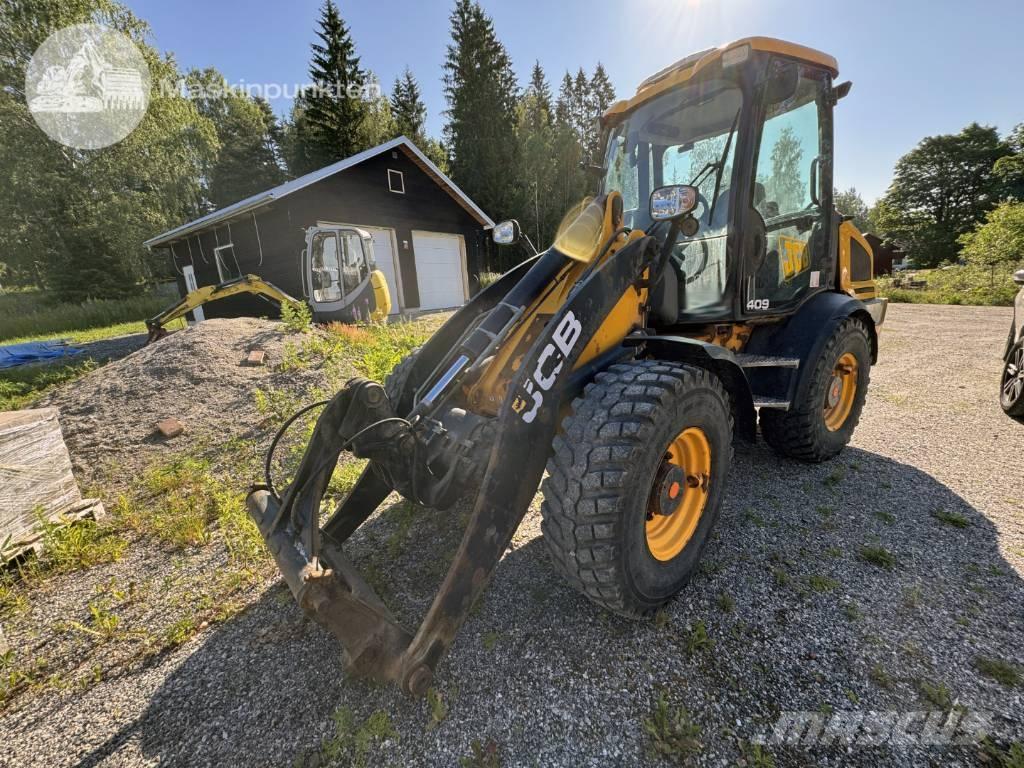 JCB 413 K Колесни товарачи