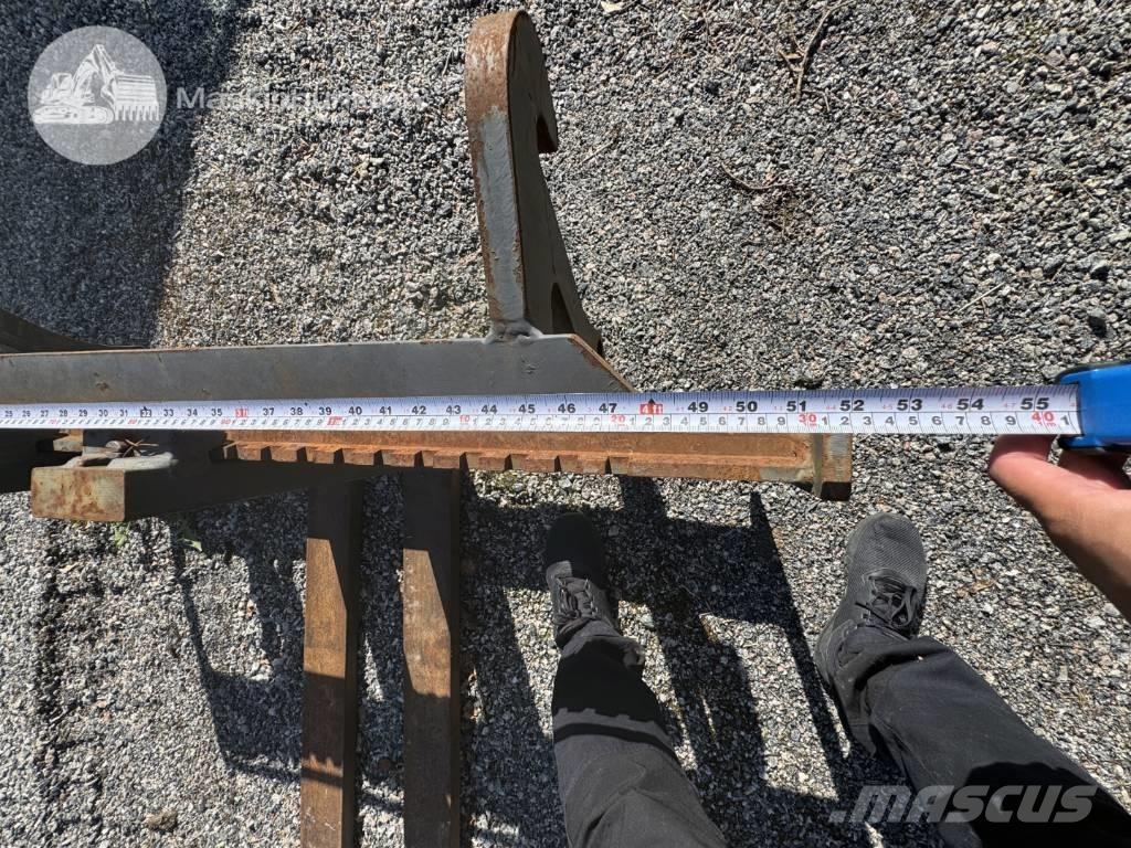 JCB 413 K Колесни товарачи