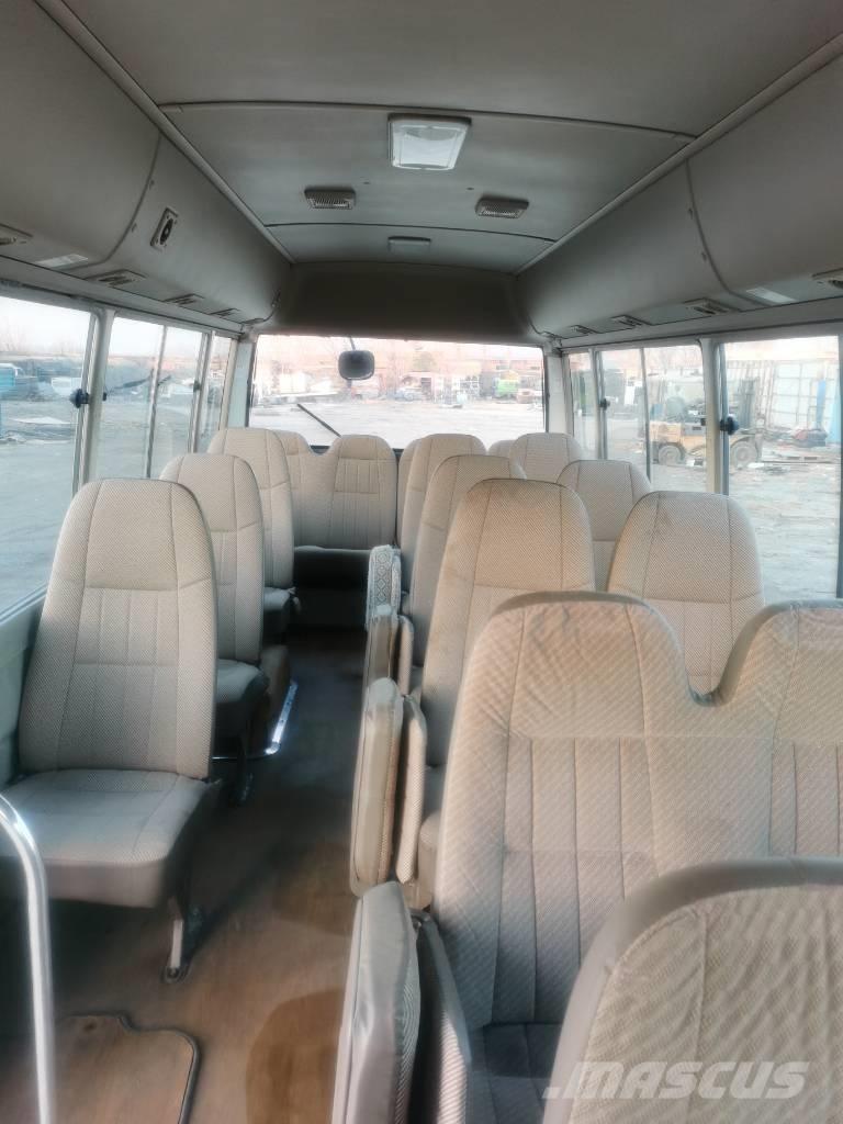 Toyota Coaster Bus Мини бусове