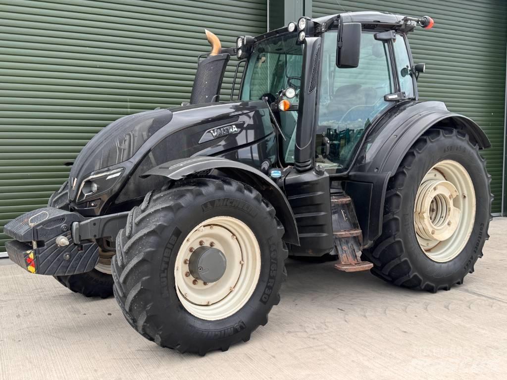 Valtra T 174 Трактори