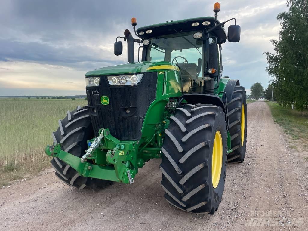 John Deere 7200 R Трактори