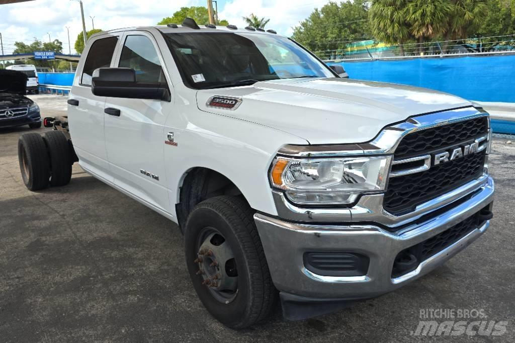 RAM 3500 TRADESMAN Шаси кабини