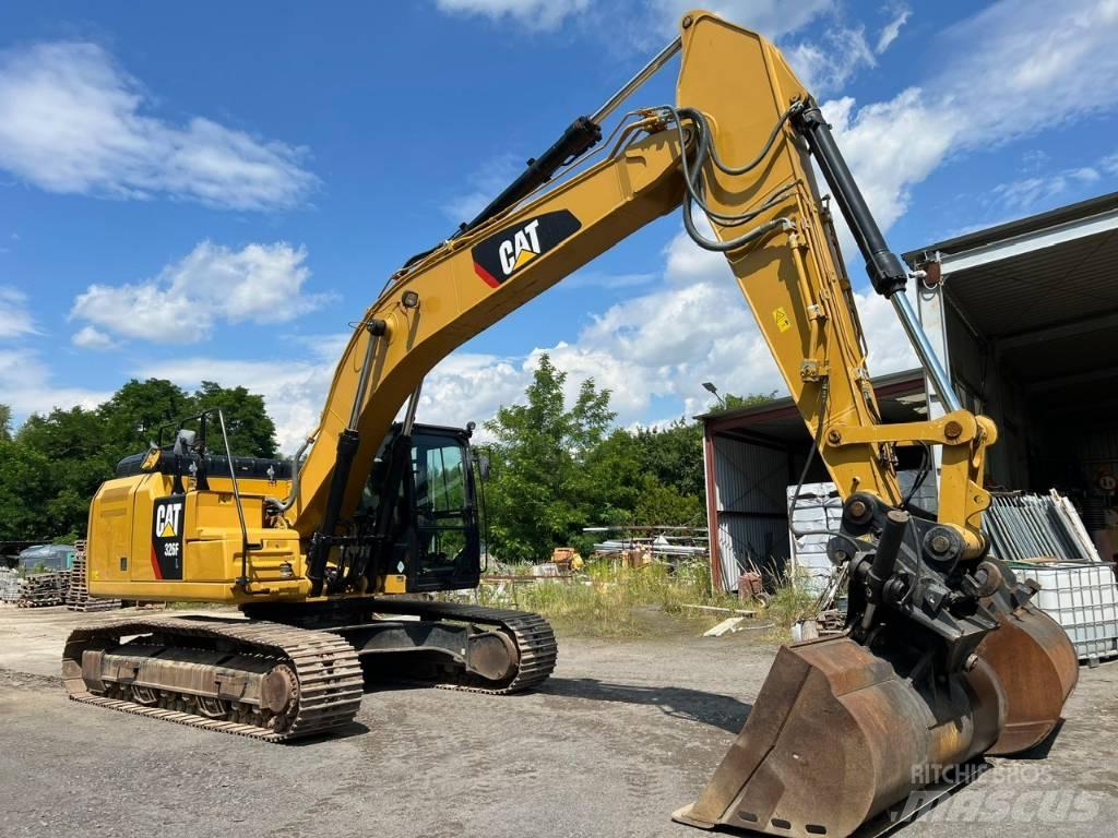 CAT 326 F L Верижен екскаватор