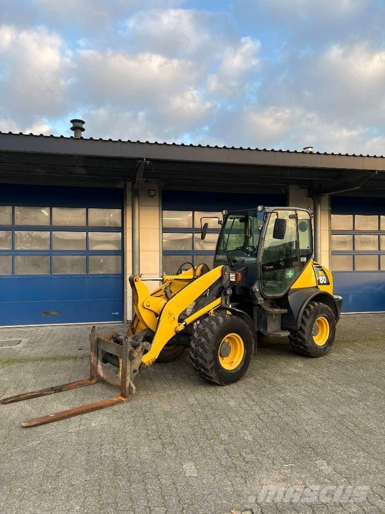 Komatsu WA 80-6 Колесни товарачи