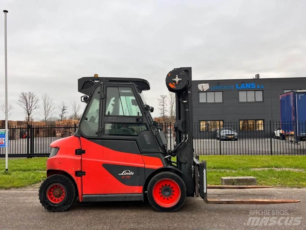 Linde E70-01 Електрически вилични кари-повдигачи