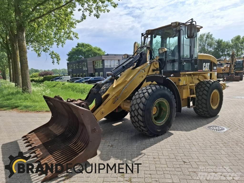 CAT 930G Колесни товарачи