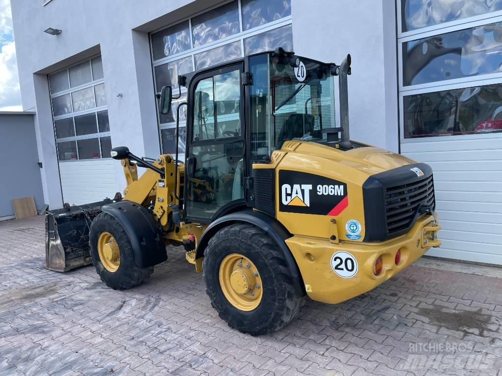 CAT 906 M Колесни товарачи