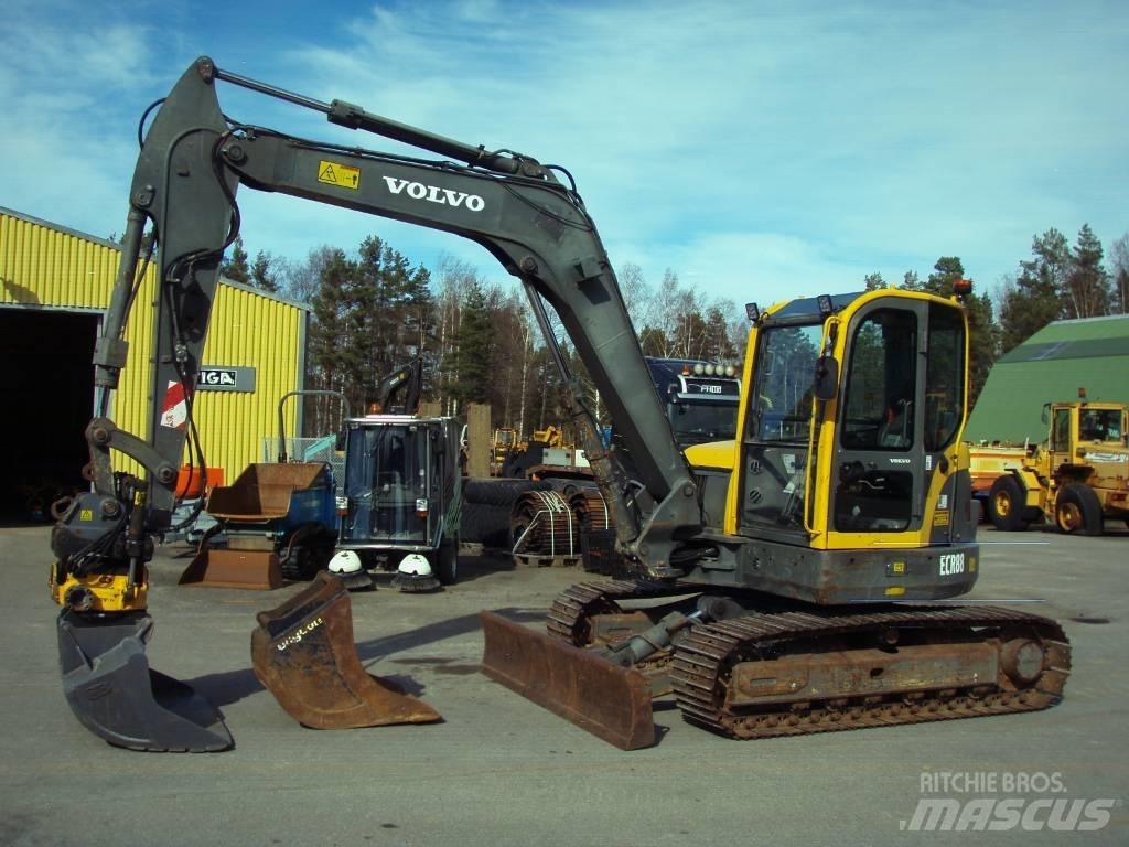 Volvo ECR 88 Средни екскаватори 7т - 12т