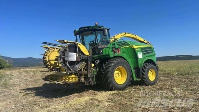 John Deere 8600 Самоходни фуражири