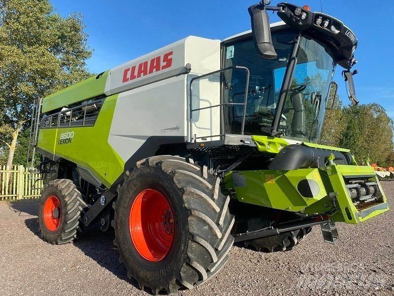 CLAAS LEXION 8600 Комбайни