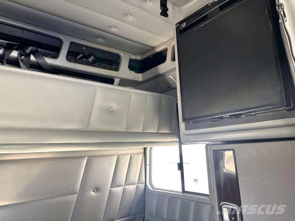 Peterbilt 389 Влекачи