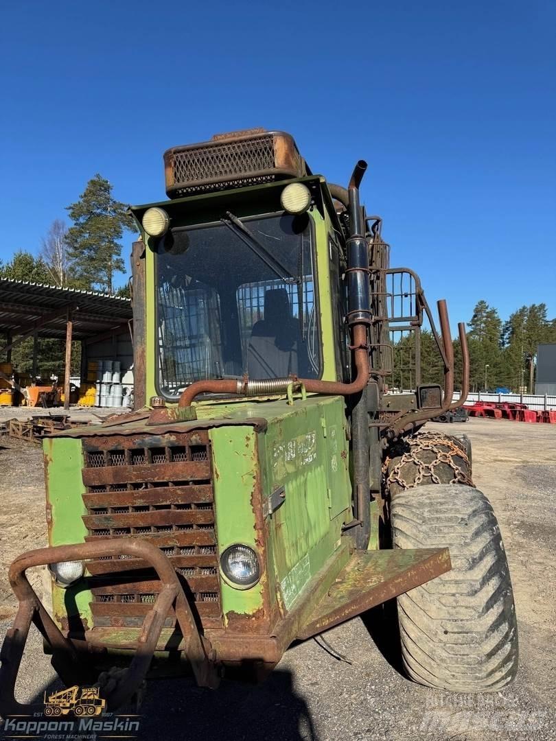 Ösa 578 Форуардери