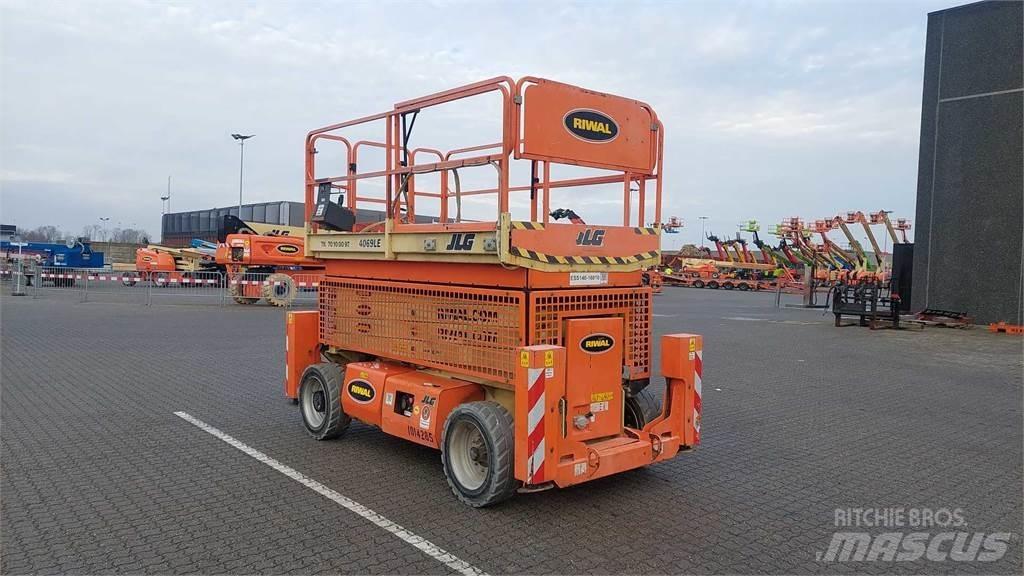 JLG 4069LE Ножични работни платформи