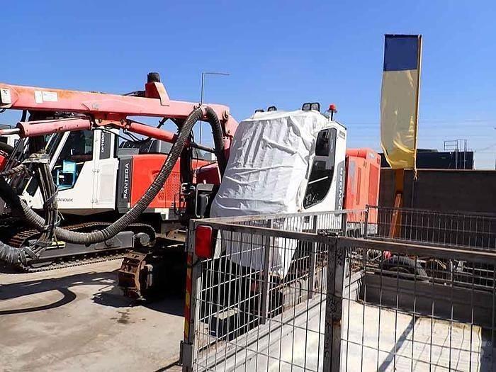 Sandvik DX800 Апаратура за повърхностна редова сеидба