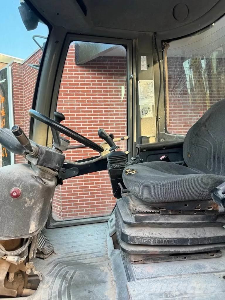 Atlas AR 65 Колесни товарачи