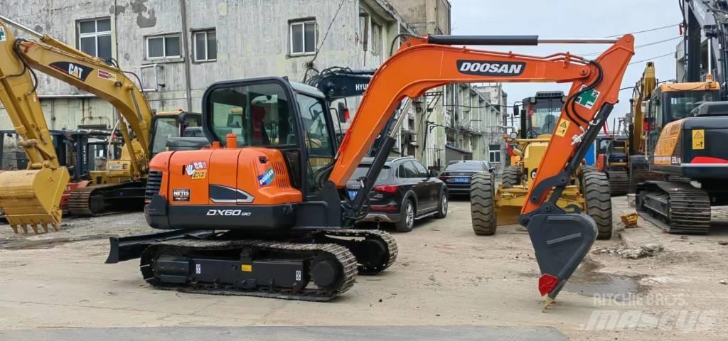 Doosan DX 60 Мини екскаватори < 7 т