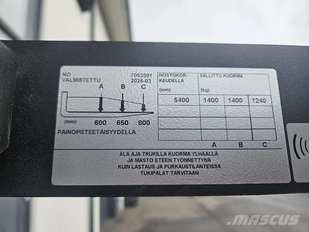 Toyota RRE 140 HE Ретрак/ Високоповдигач с изместване на вилката напред