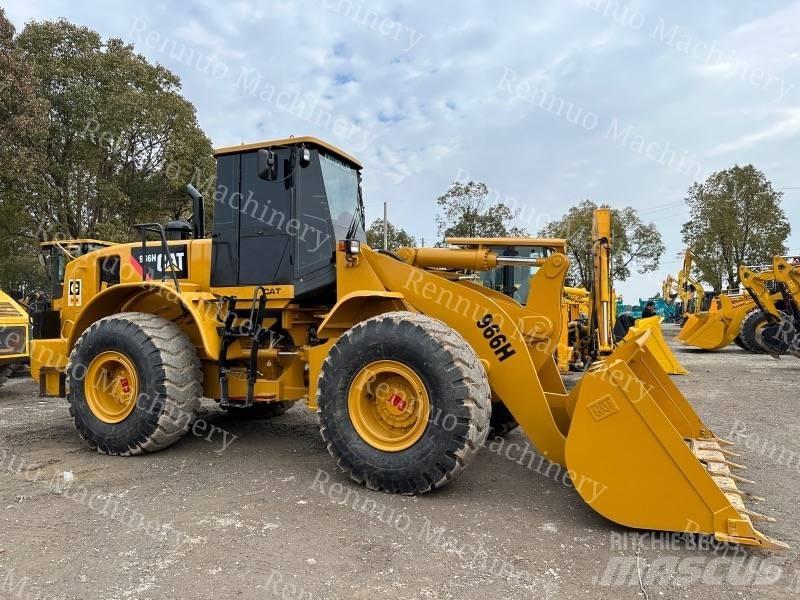 CAT 966H Колесни товарачи