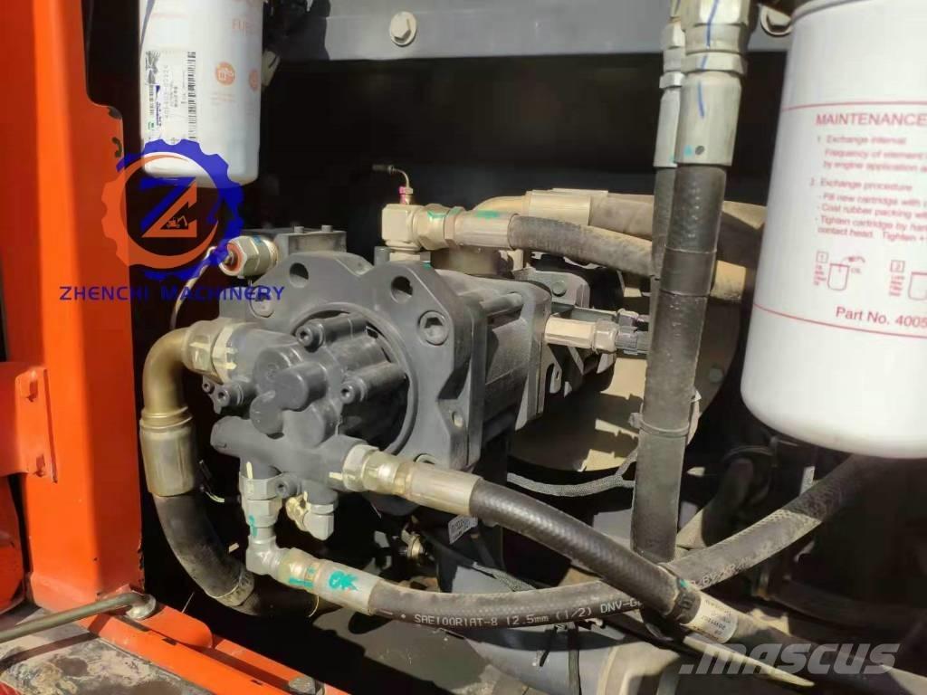 Doosan DX 150LC Средни екскаватори 7т - 12т