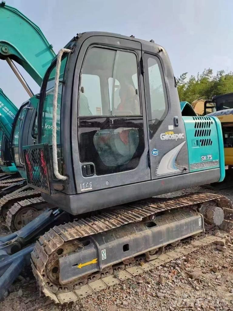 Kobelco SK75 Верижен екскаватор