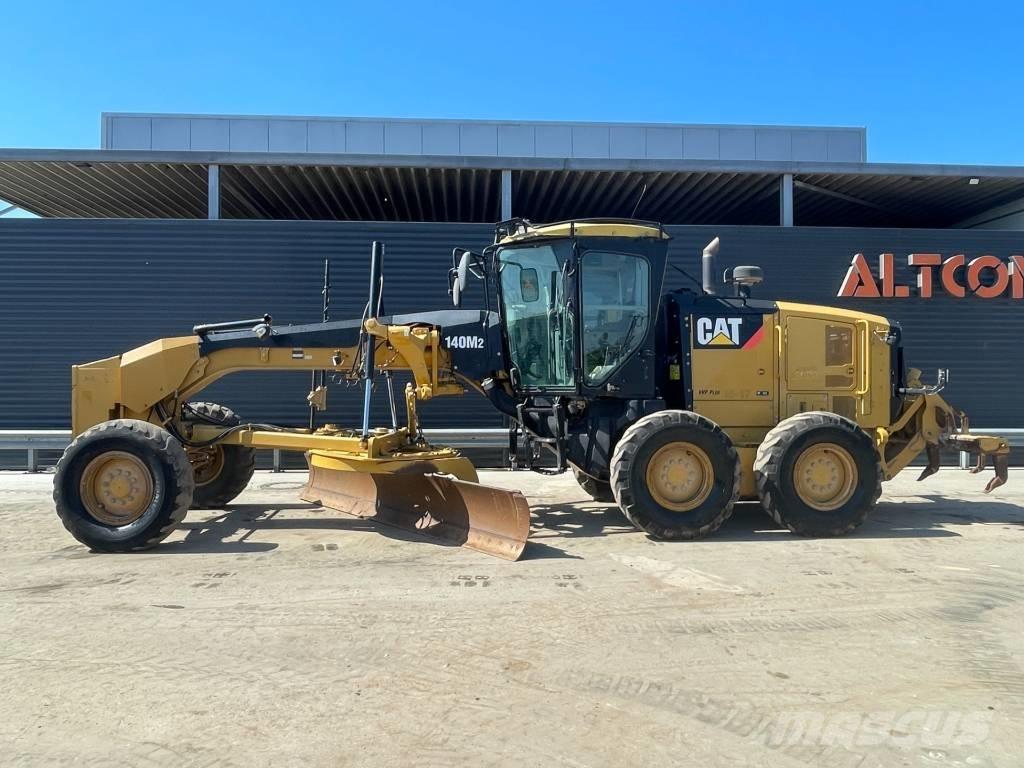 CAT 140 M2 Грейдери