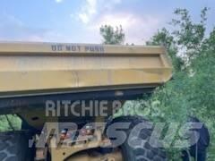 CAT 740 B Дъмпери/моторни превозни средства
