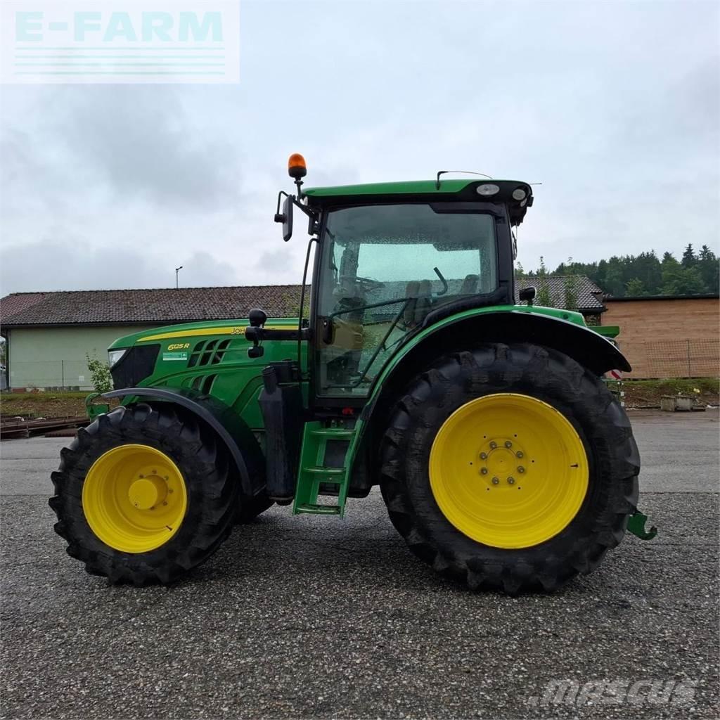John Deere 6125 R Трактори