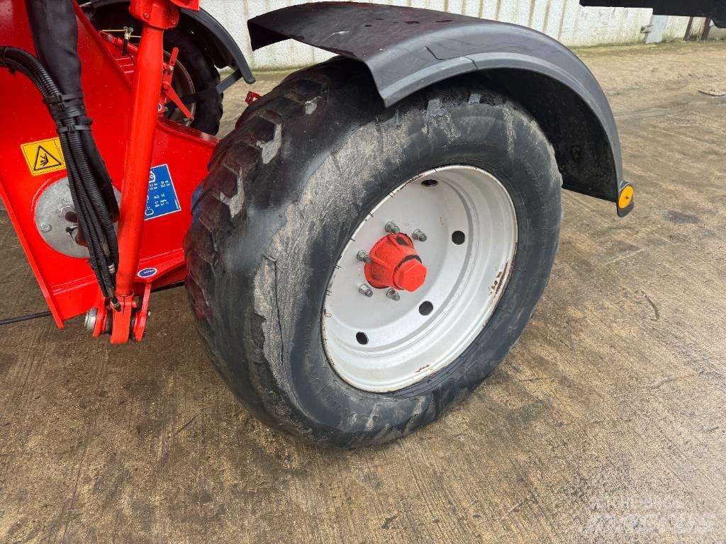 Kuhn Merge Maxx 950 Уиндроуърс/Косачки за сено и др.
