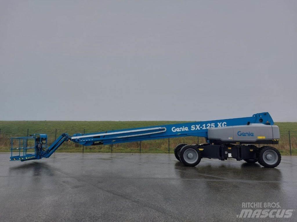 Genie SX-125 XC Телескопични повдигачи
