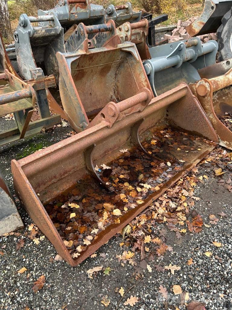 Liebherr 913 compact Колесни екскаватори