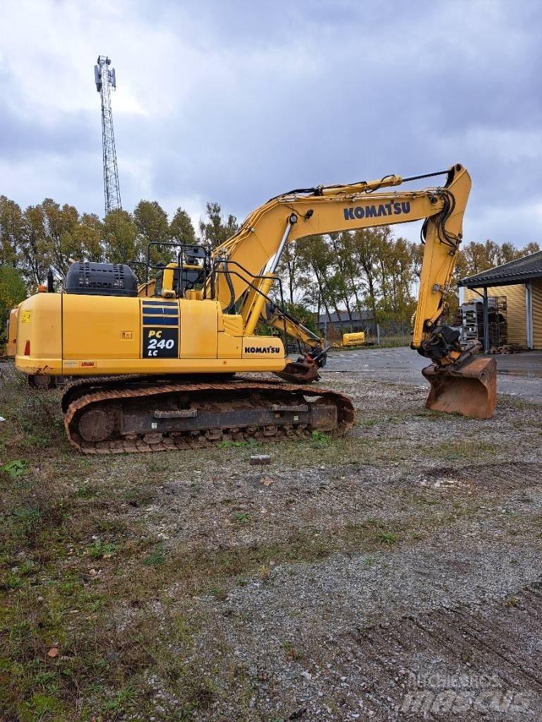 Komatsu PC 240 LC-11 Верижен екскаватор