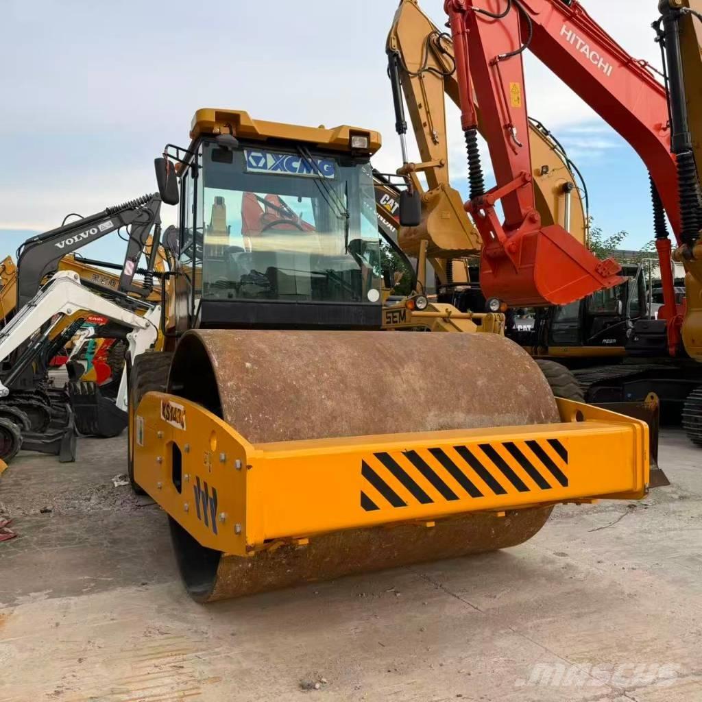 XCMG XS143J Еднобарабанни ролки
