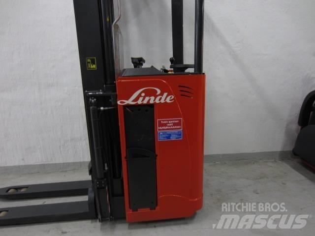 Linde L2000 Самоходни товарачи