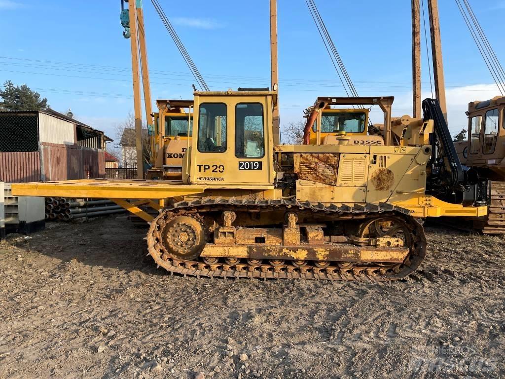  Uraltrak TR20 Трактори със заваръчно оборудване
