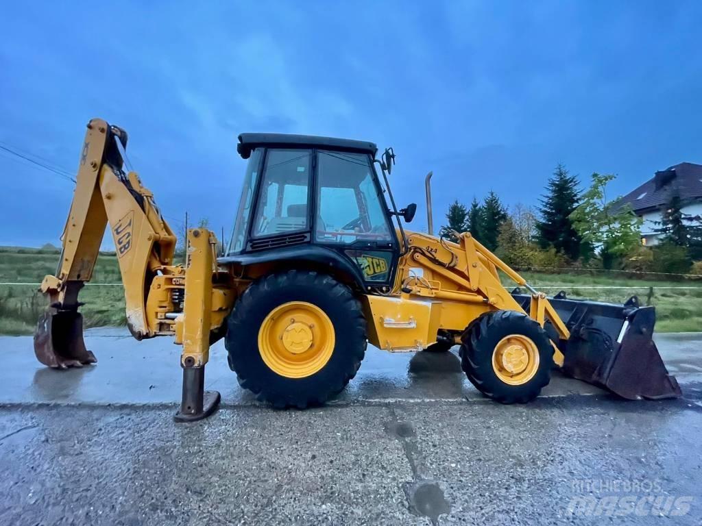 JCB 3CX Товарач със заден ексватор
