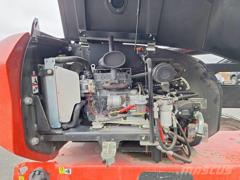 Manitou 180 ATJ RC Съчленени стрелови подемници