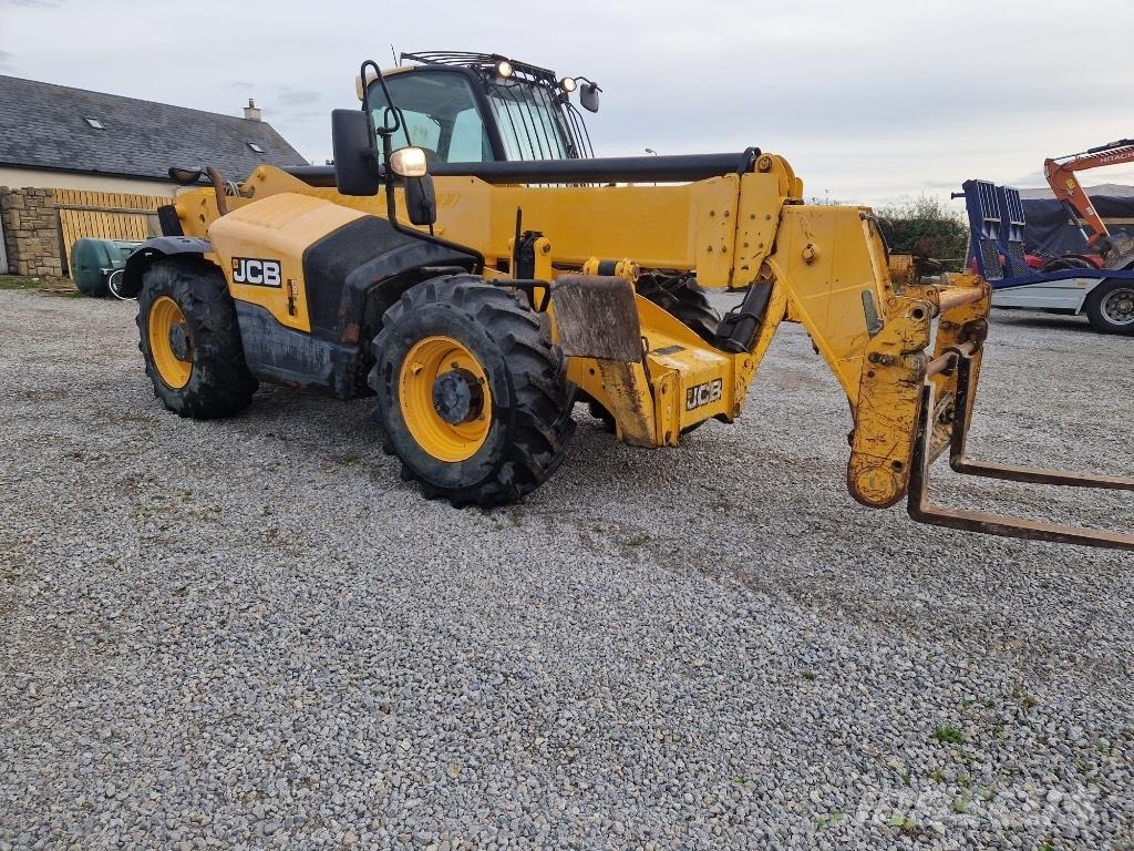 JCB 535-140 Телескопични товарачи