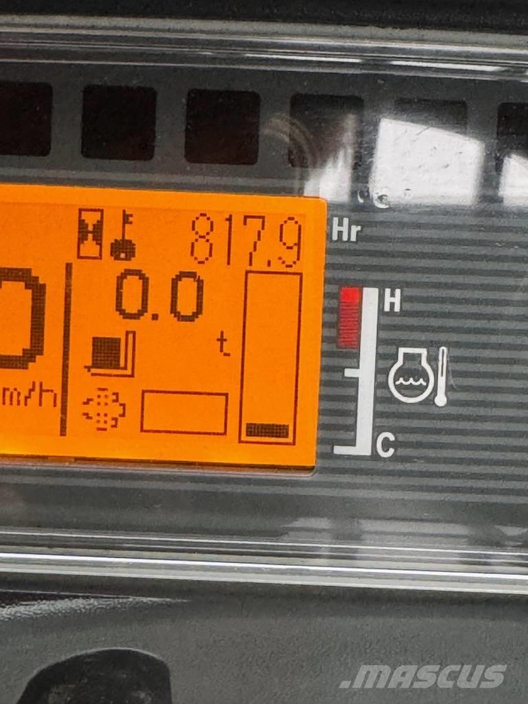 Mitsubishi FD 35 N3 Дизелови камиони