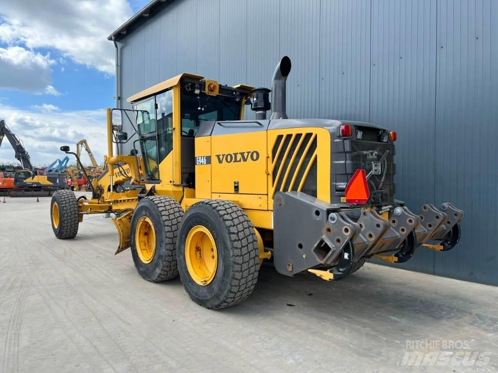 Volvo G946 Грейдери