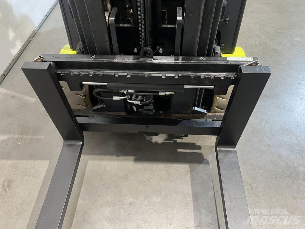 Clark GTX16 Електрически вилични кари-повдигачи