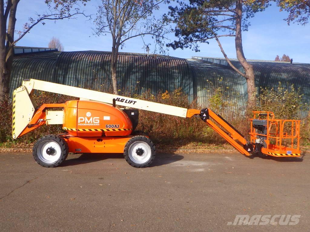 JLG 600AJ Съчленени стрелови подемници