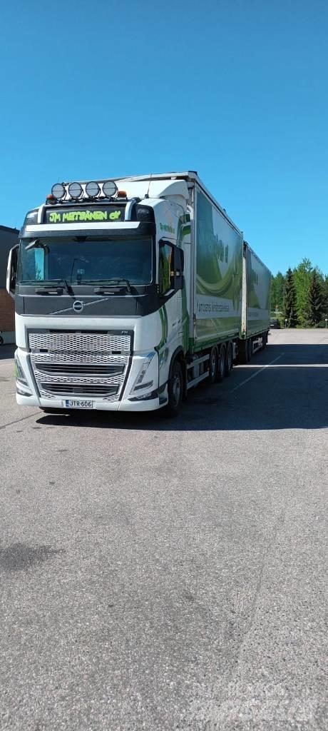 Volvo FH 13 Камиони за дървени стърготини
